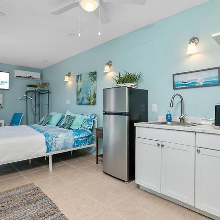 Latitude 26 Waterfront Boutique Resort - Bonita Springs Exteriör bild