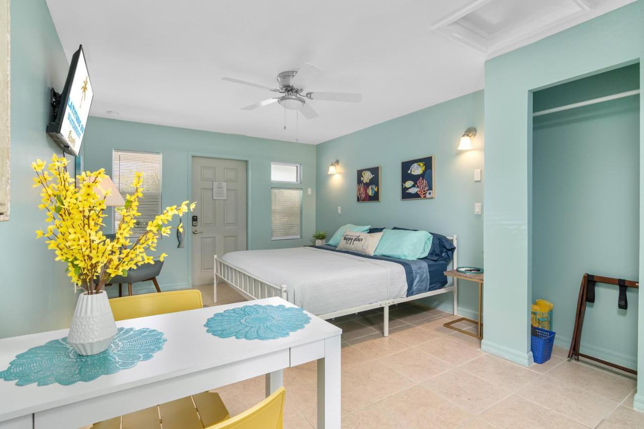 Latitude 26 Waterfront Boutique Resort - Bonita Springs Exteriör bild
